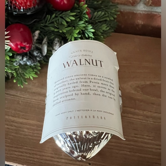 Rare Pottery Barn Silver Walnut
Shape Snack Bowl NWT‼️FINAL SALE - Picture 1 of 7